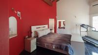 Main Bedroom - 43 square meters of property in East Lynne