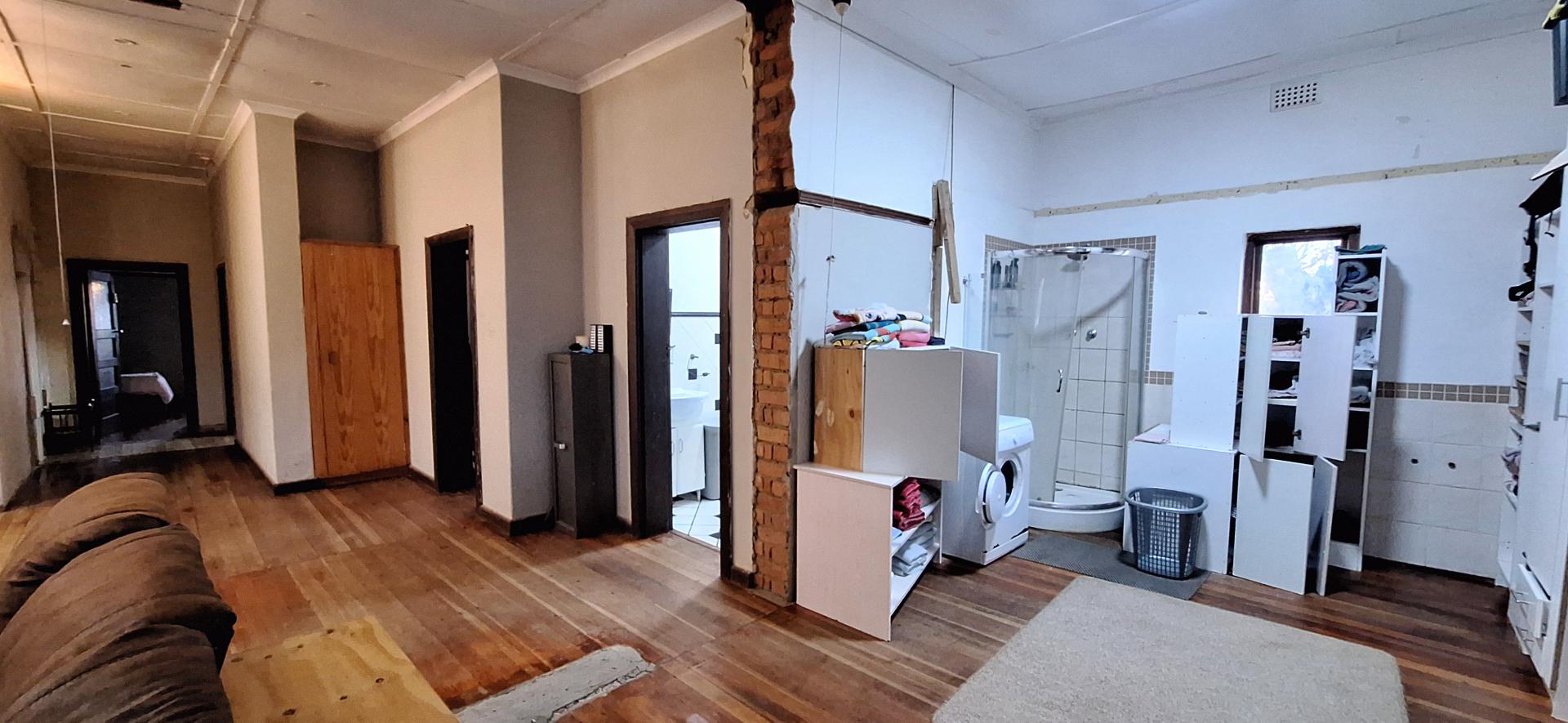  of property in Albertinia