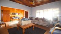 Lounges of property in Geduld