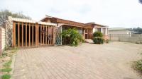 Carport  of property in Geduld