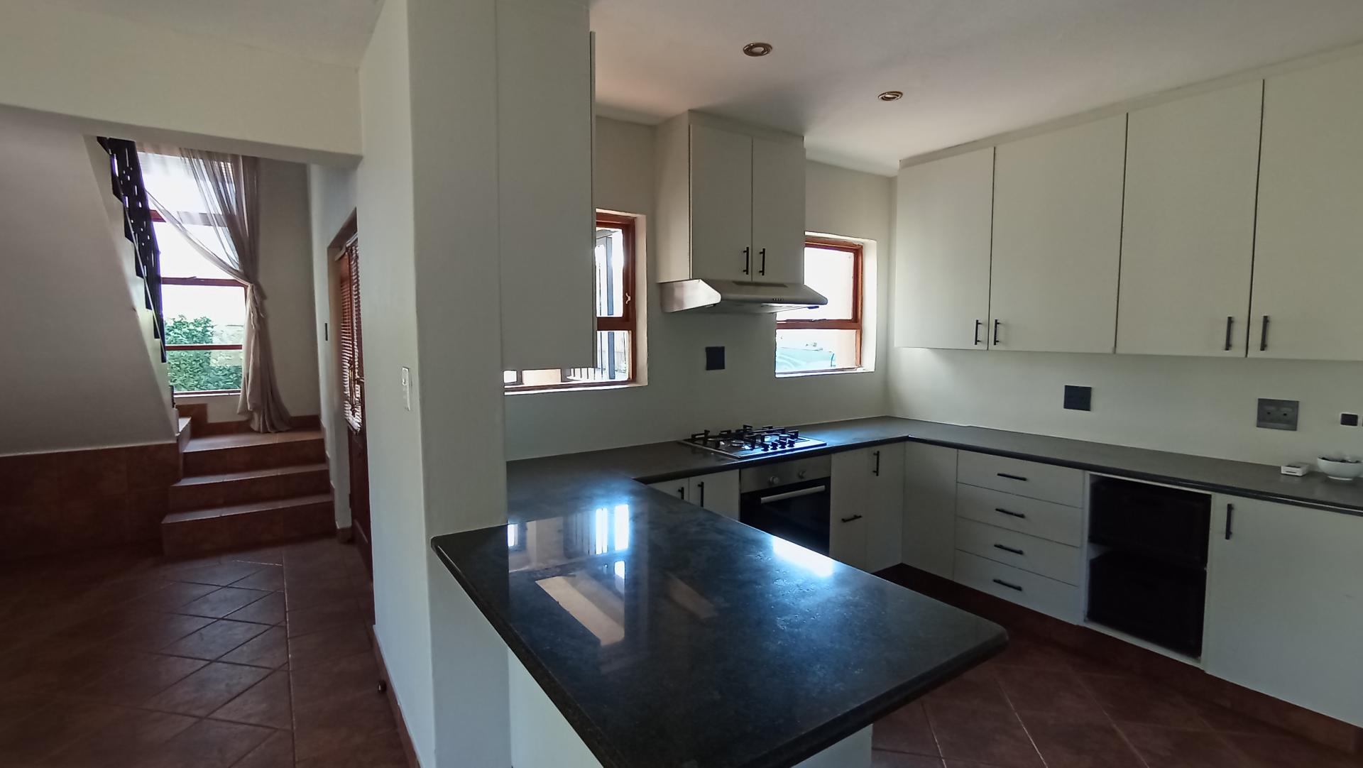 Kitchen - 14 square meters of property in Moreletapark