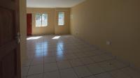 Lounges - 21 square meters of property in Kosmosdal