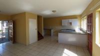 Lounges - 21 square meters of property in Kosmosdal