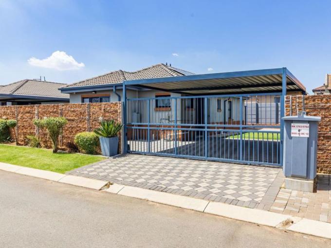 3 Bedroom House for Sale For Sale in Alberton - MR720085