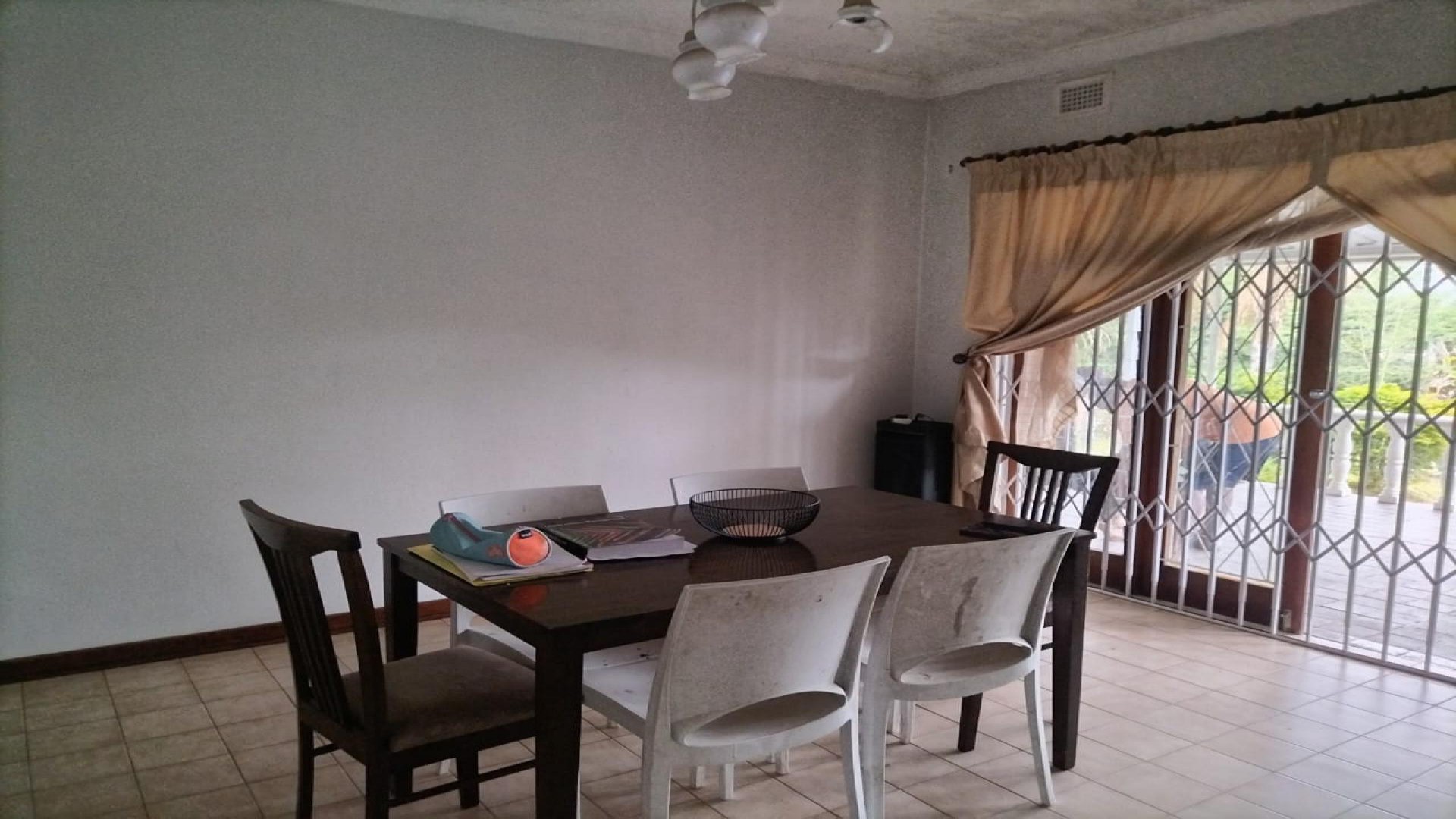 Dining Room of property in Farningham Ridge