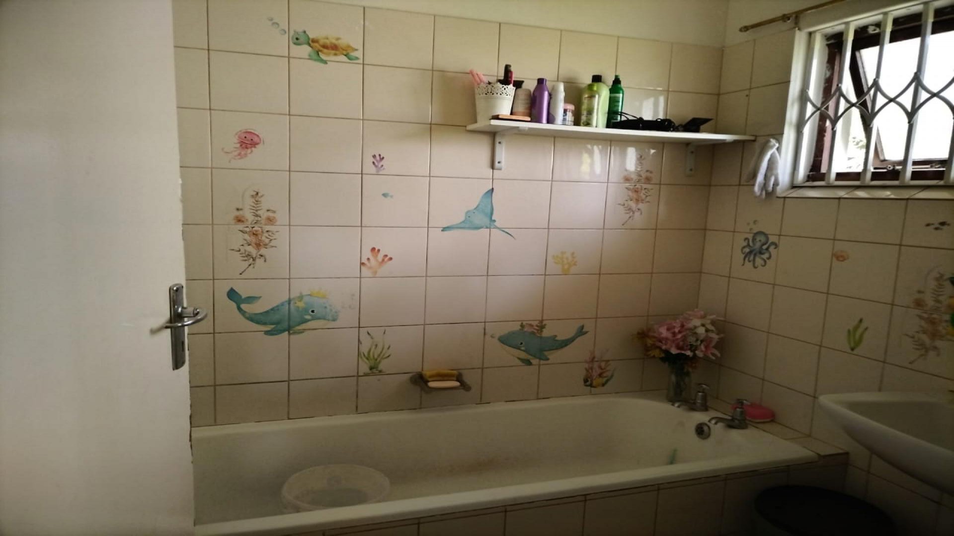 Bathroom 1 of property in Farningham Ridge