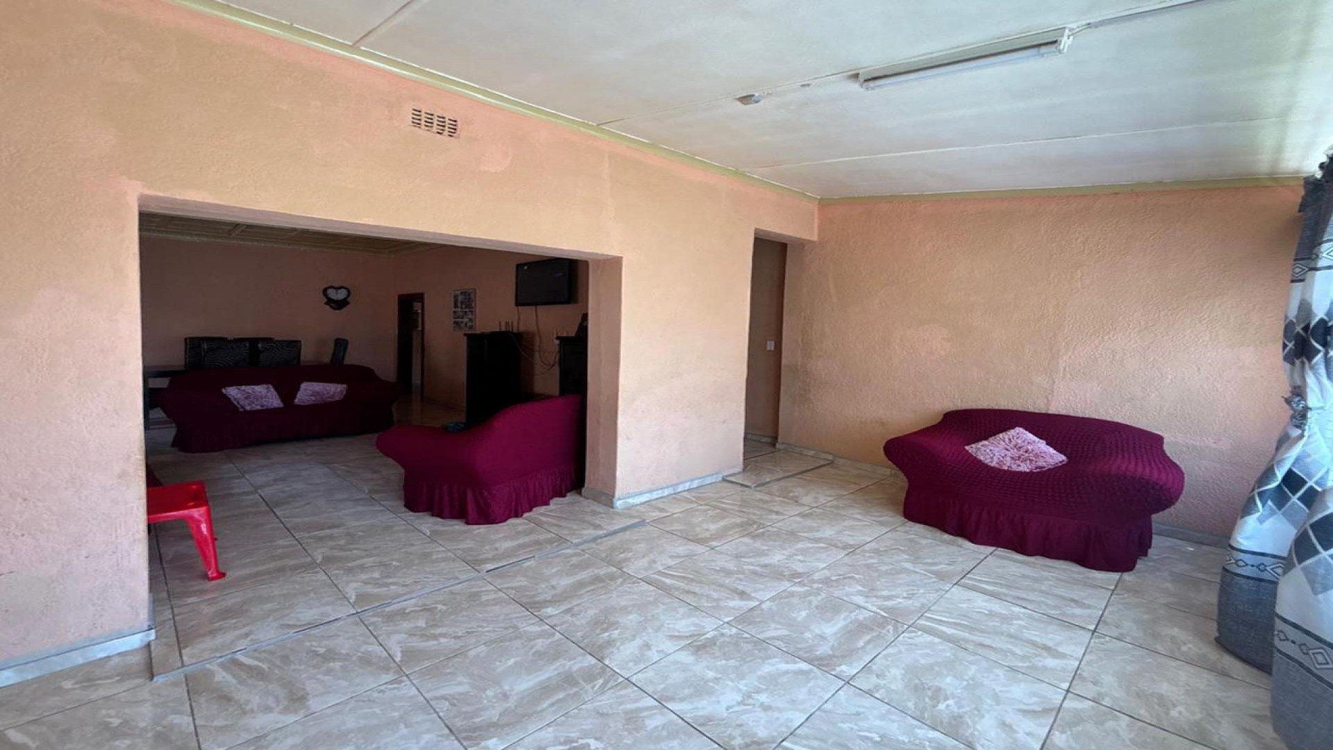 Foyer - 15 square meters of property in Daggafontein