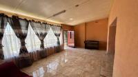 Foyer - 15 square meters of property in Daggafontein