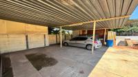 Carport  - 48 square meters of property in Daggafontein