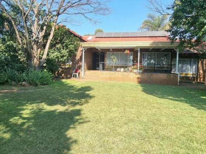 4 Bedroom House for Sale For Sale in Wierdapark - MR720188