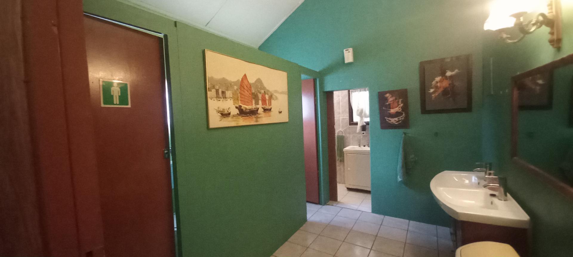  of property in Uvongo