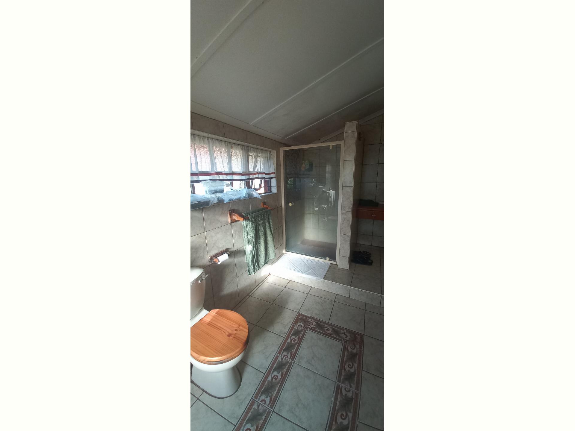  of property in Uvongo