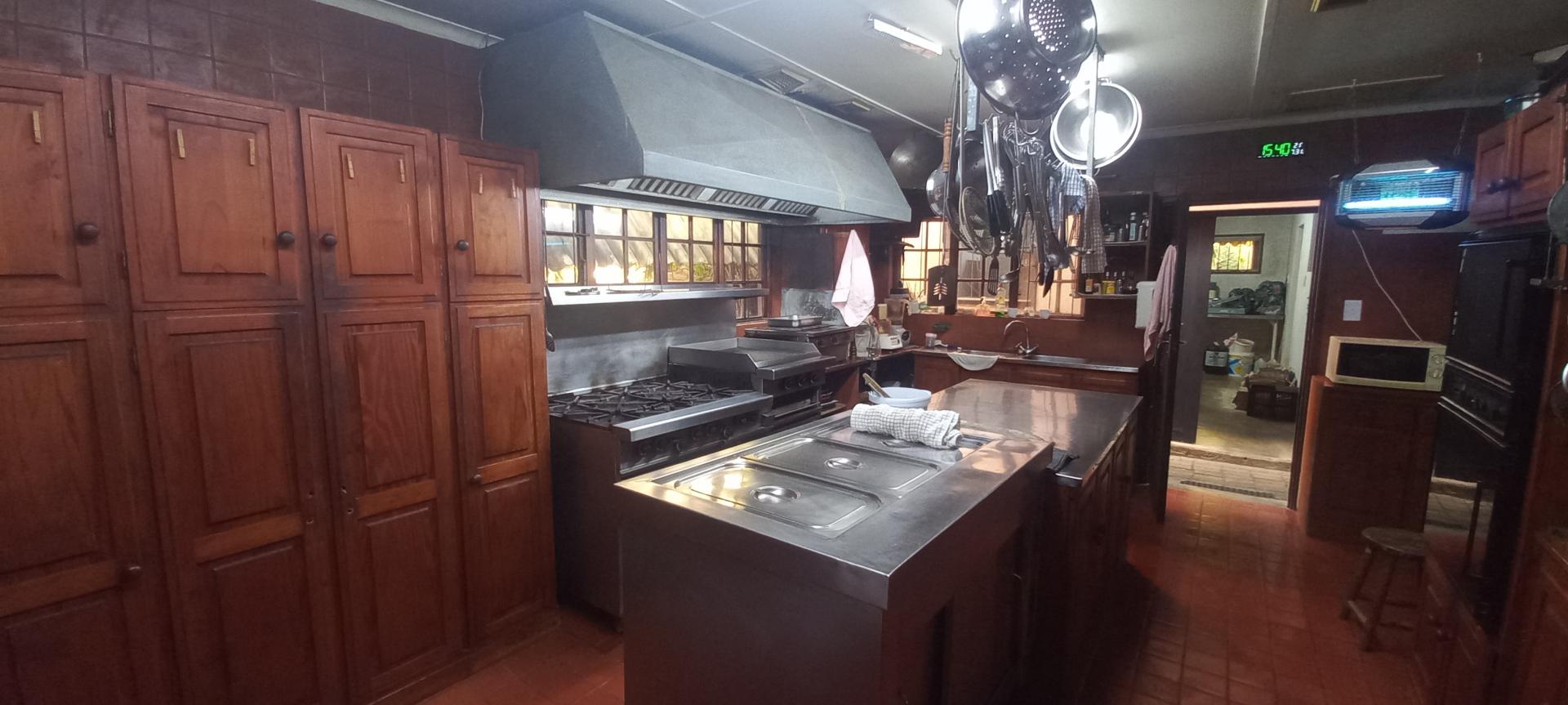  of property in Uvongo