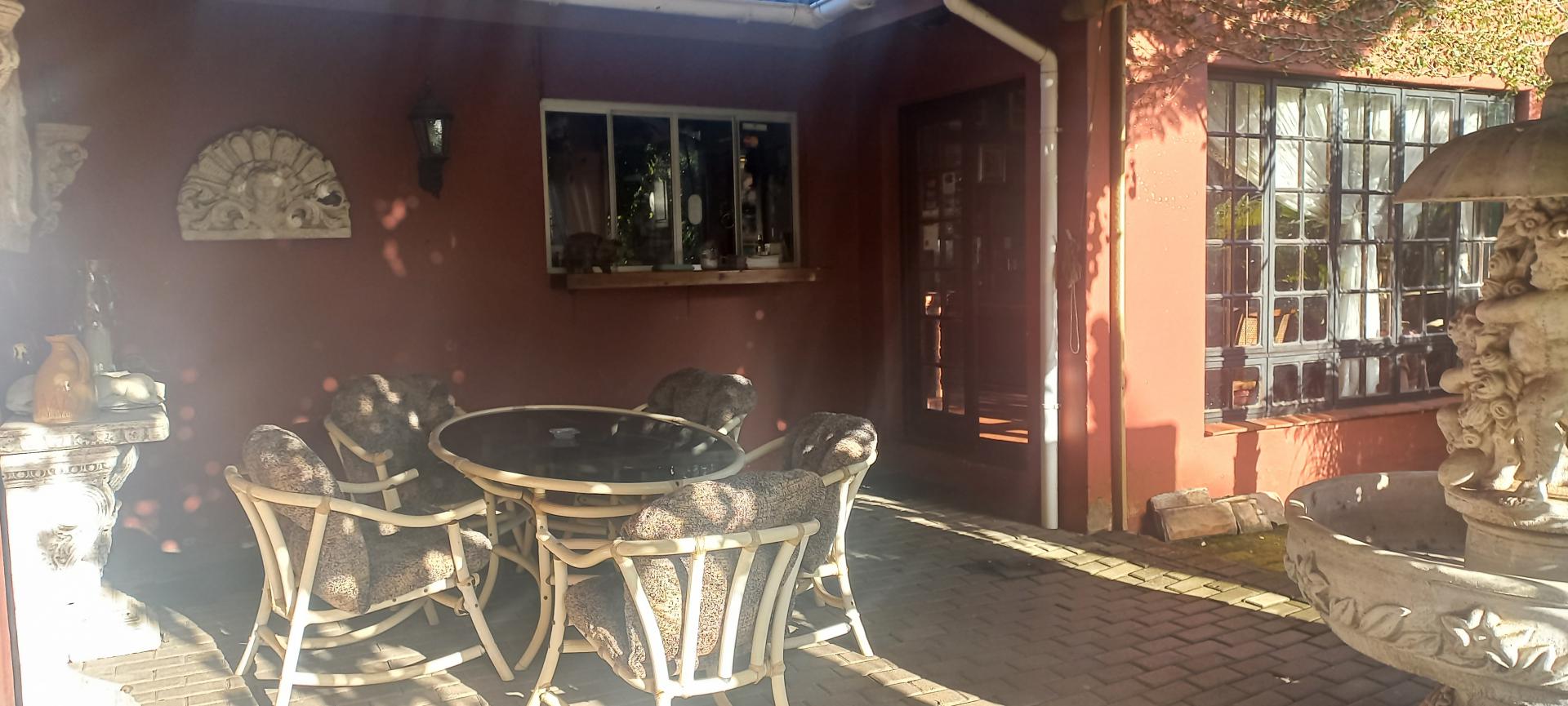  of property in Uvongo