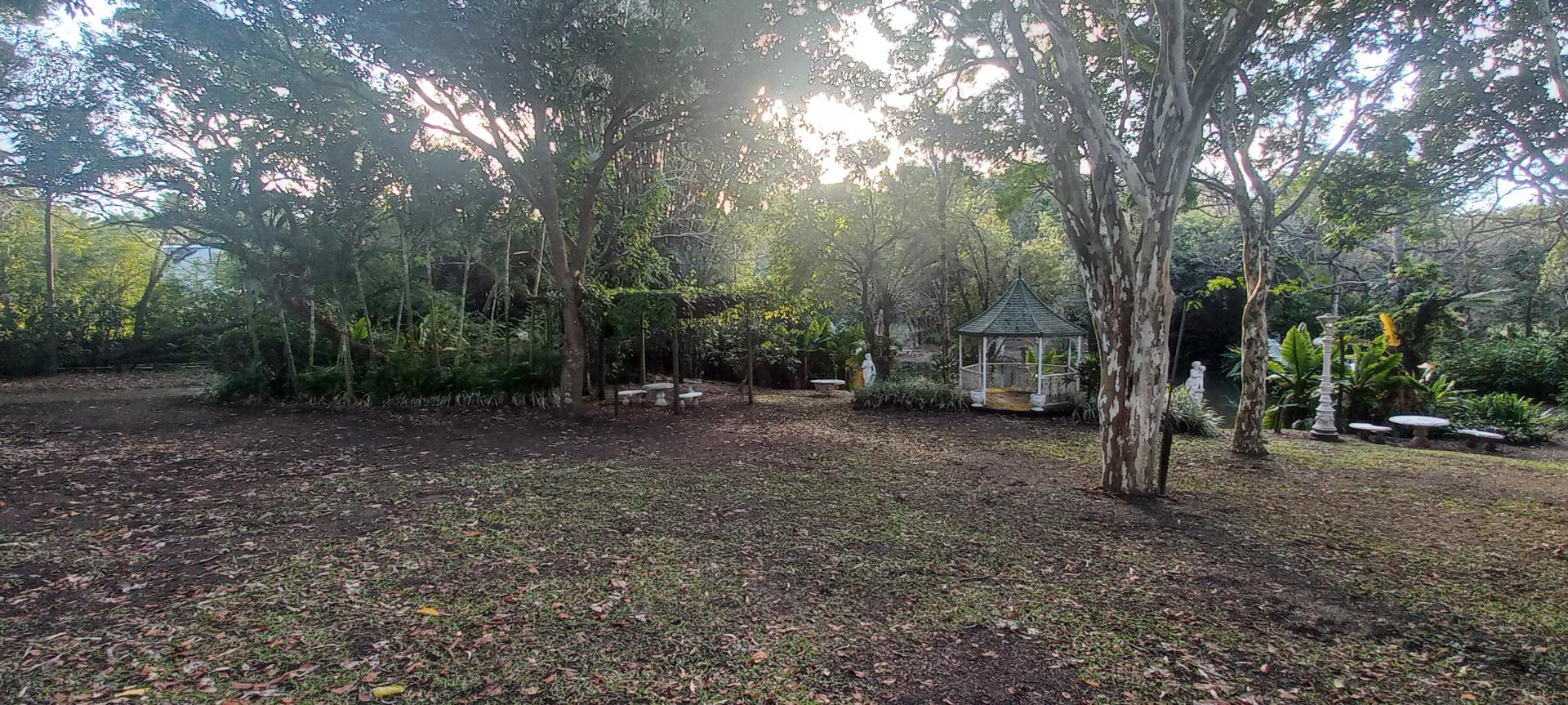  of property in Uvongo