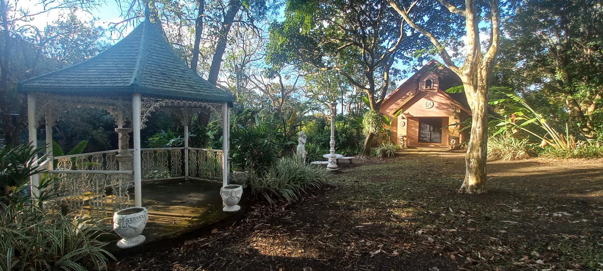  of property in Uvongo