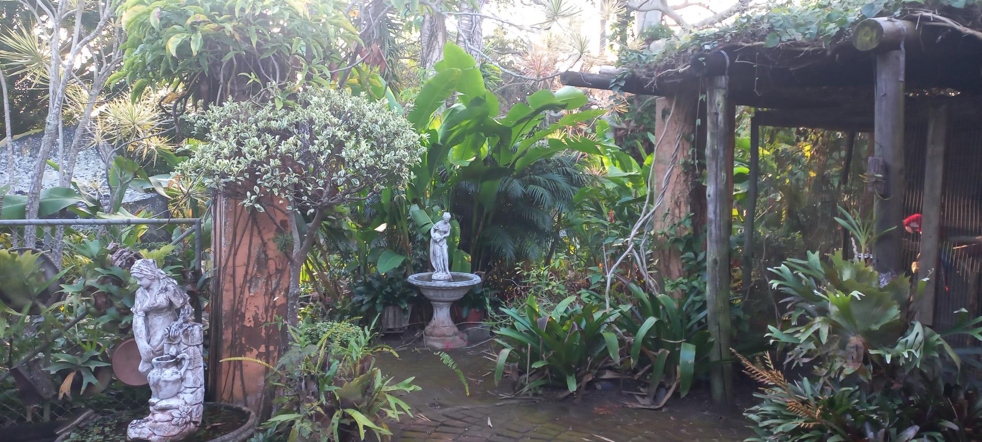  of property in Uvongo