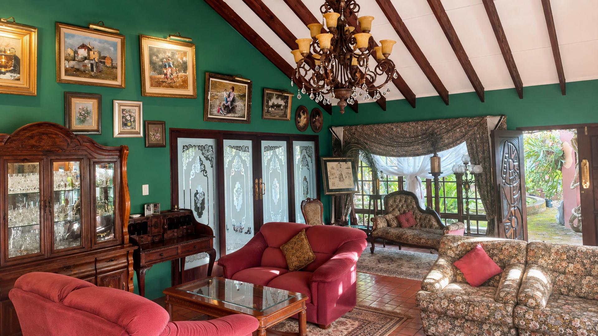  of property in Uvongo