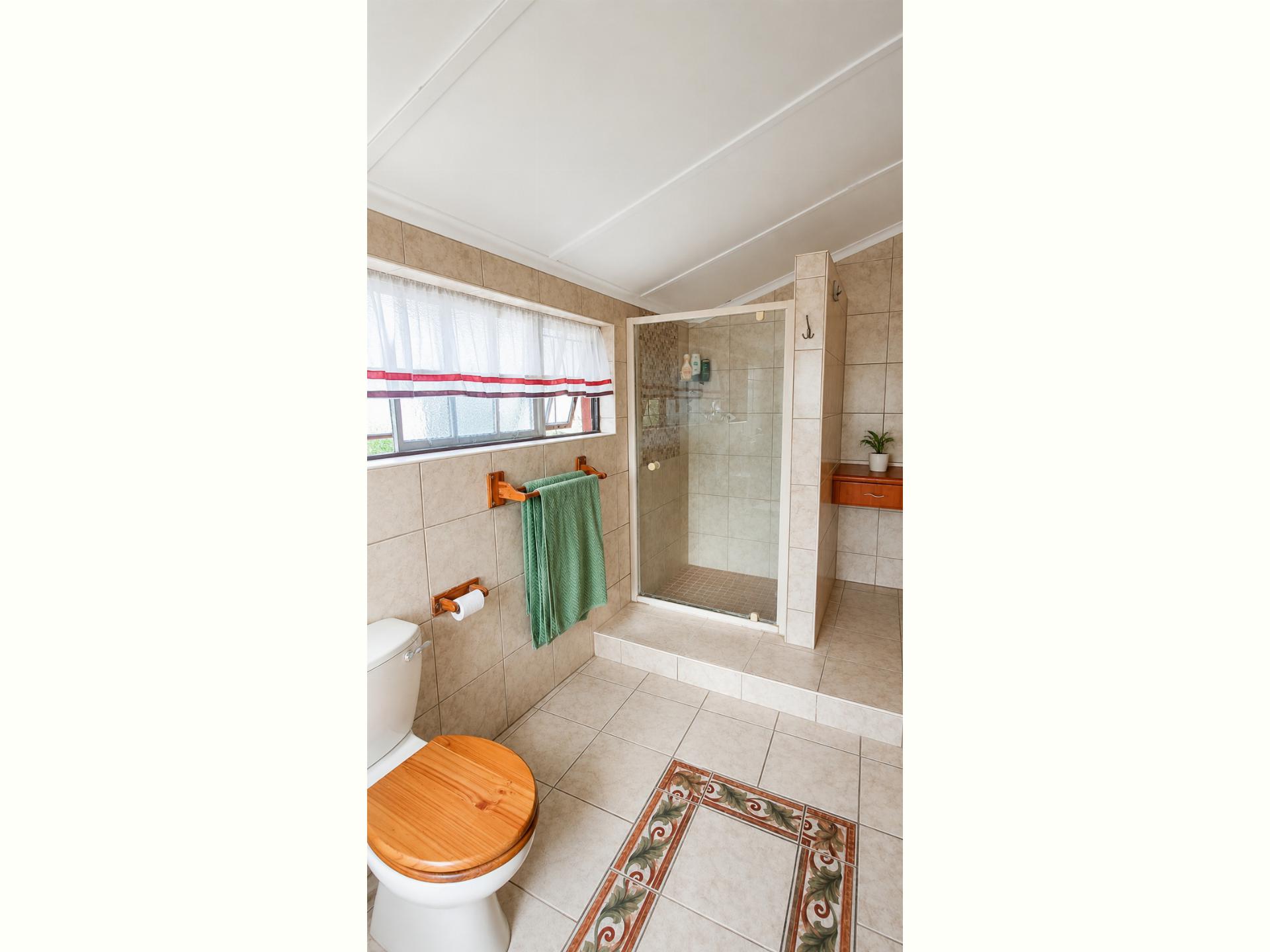  of property in Uvongo