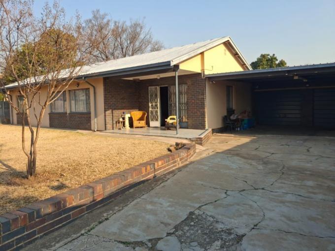 House for Sale For Sale in Visagiepark - MR720206