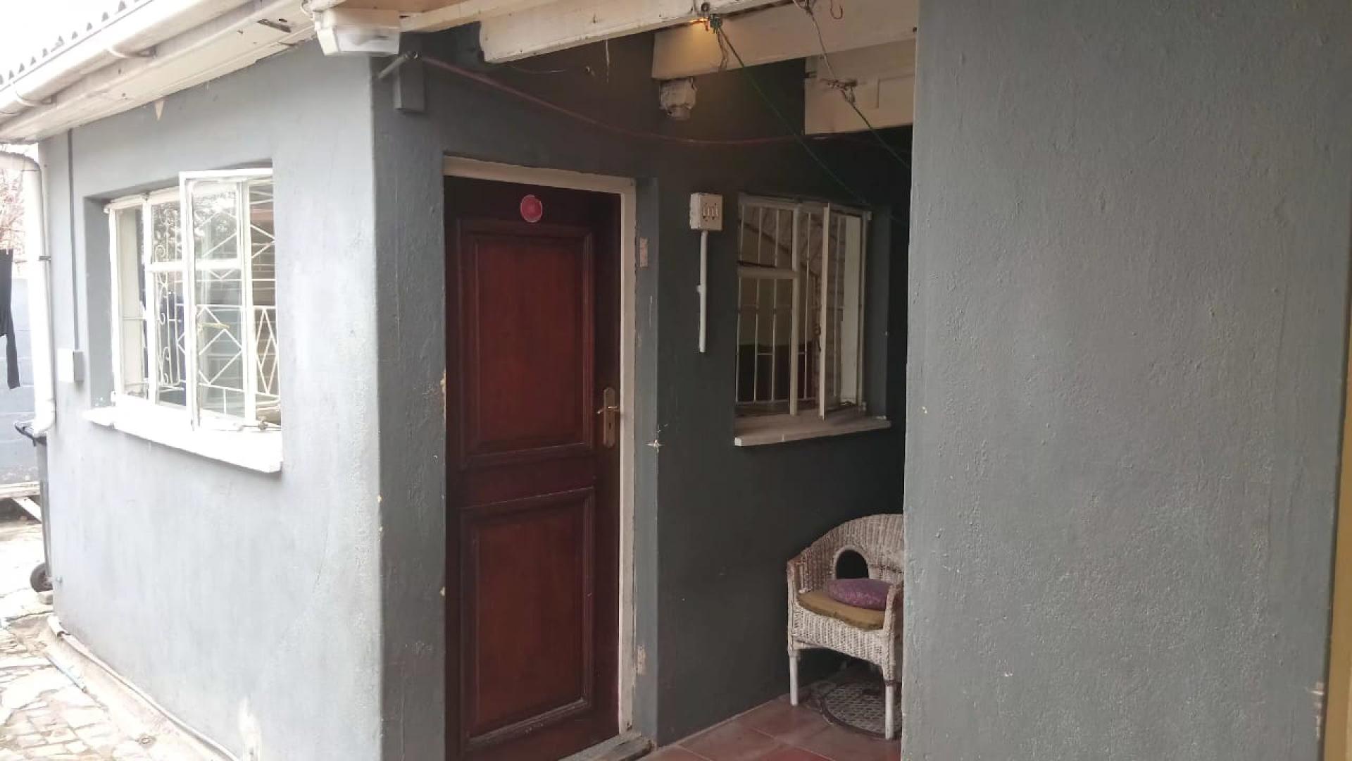 of property in Macassar
