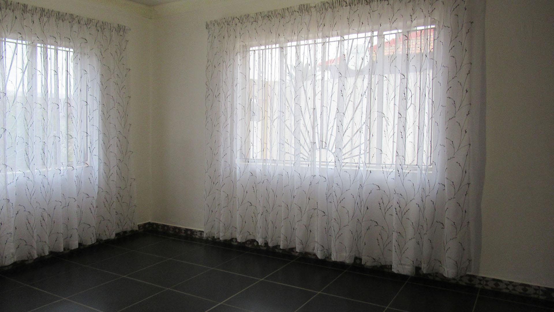 Entertainment - 14 square meters of property in Toekomsrus
