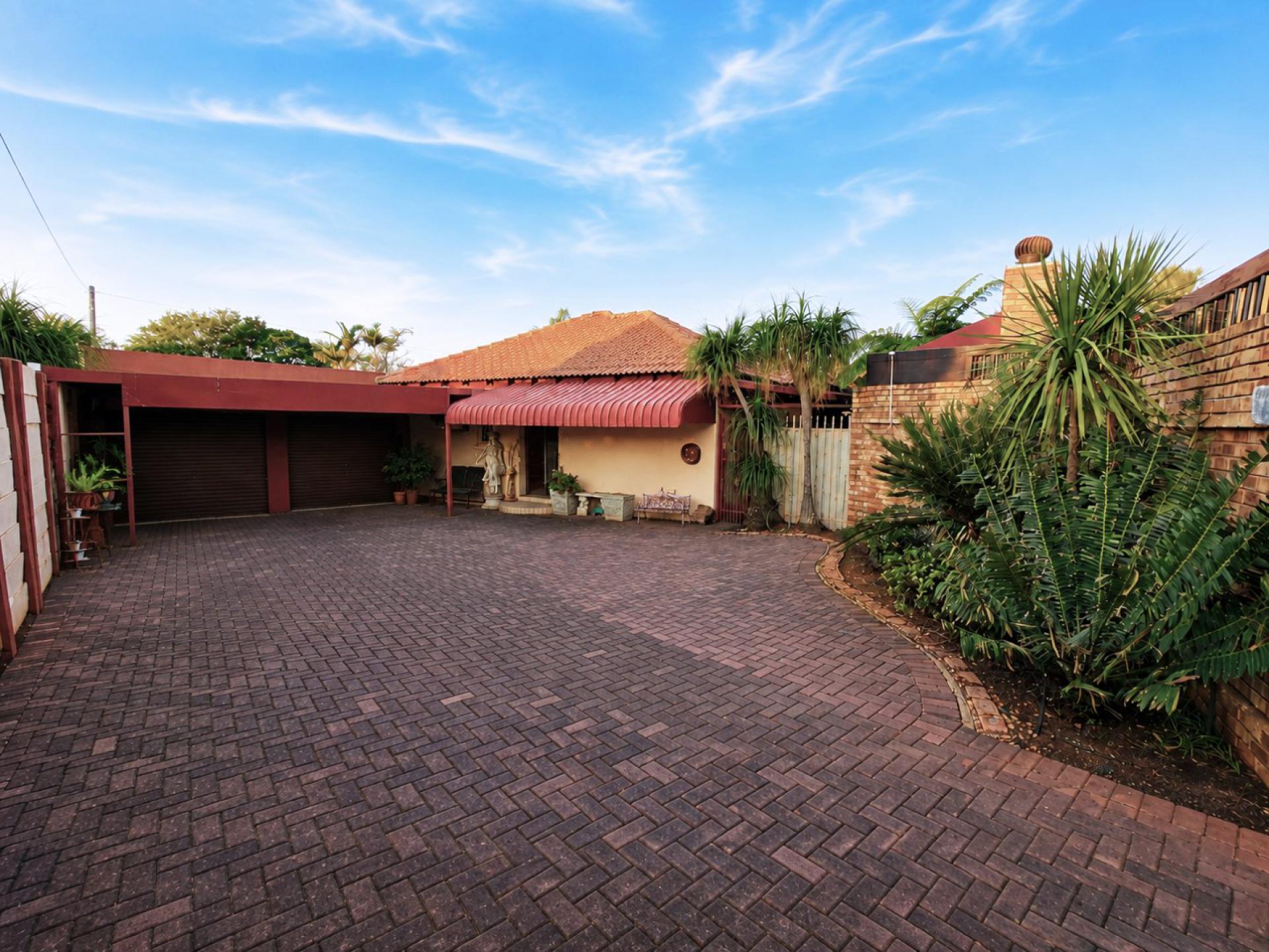  of property in Doornpoort