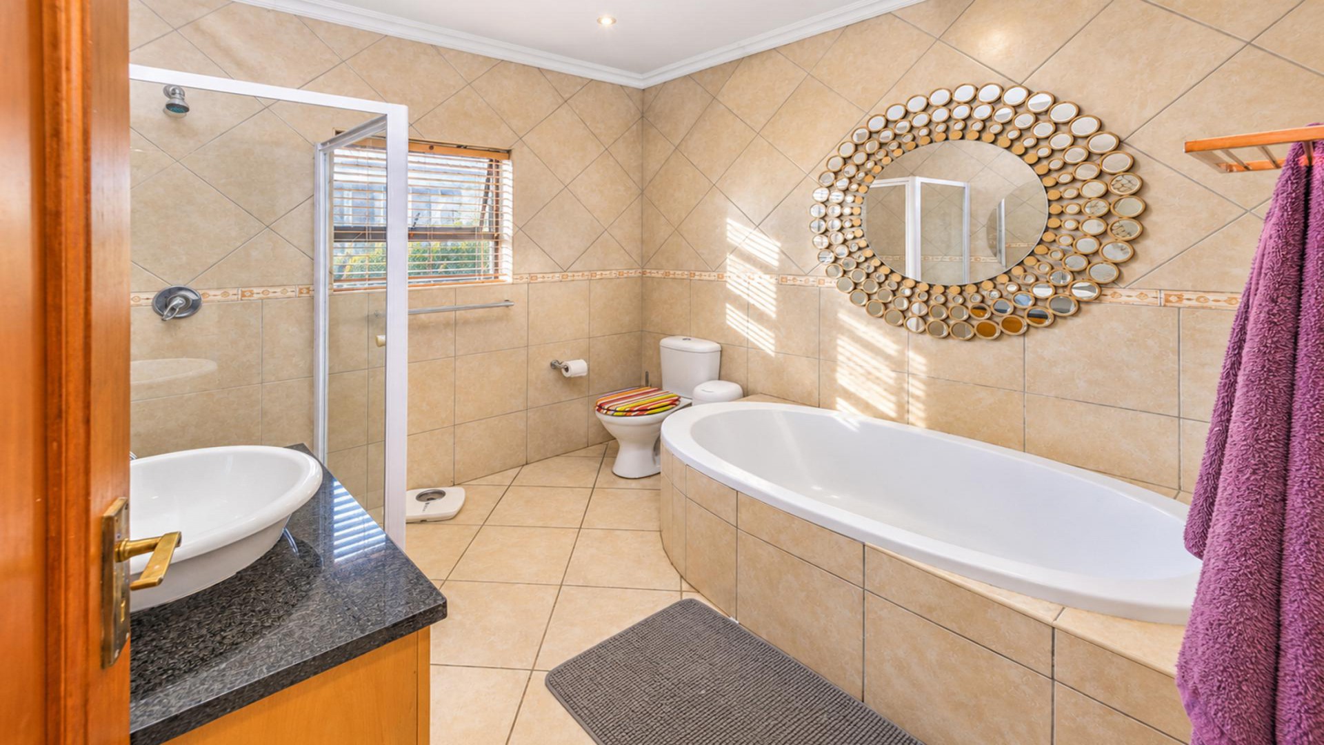 Bathroom 2 of property in Ifafi