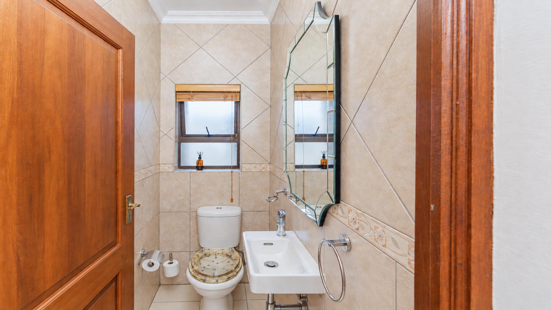 Guest Toilet of property in Ifafi