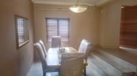 Dining Room of property in Weltevreden Park