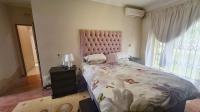 Bed Room 4 of property in Weltevreden Park