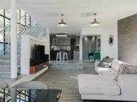  of property in Bassonia