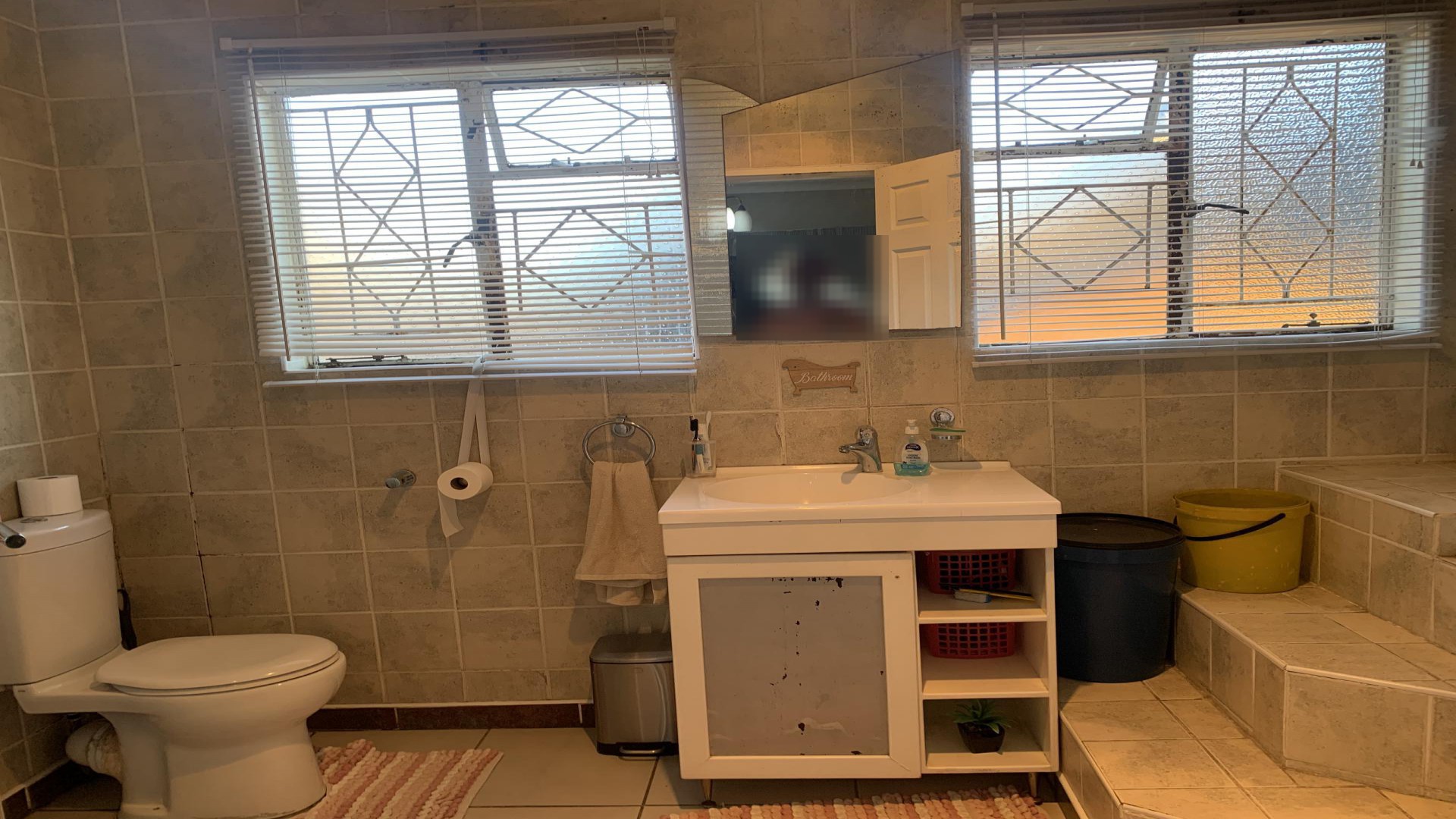 Bathroom 2 of property in Standerton