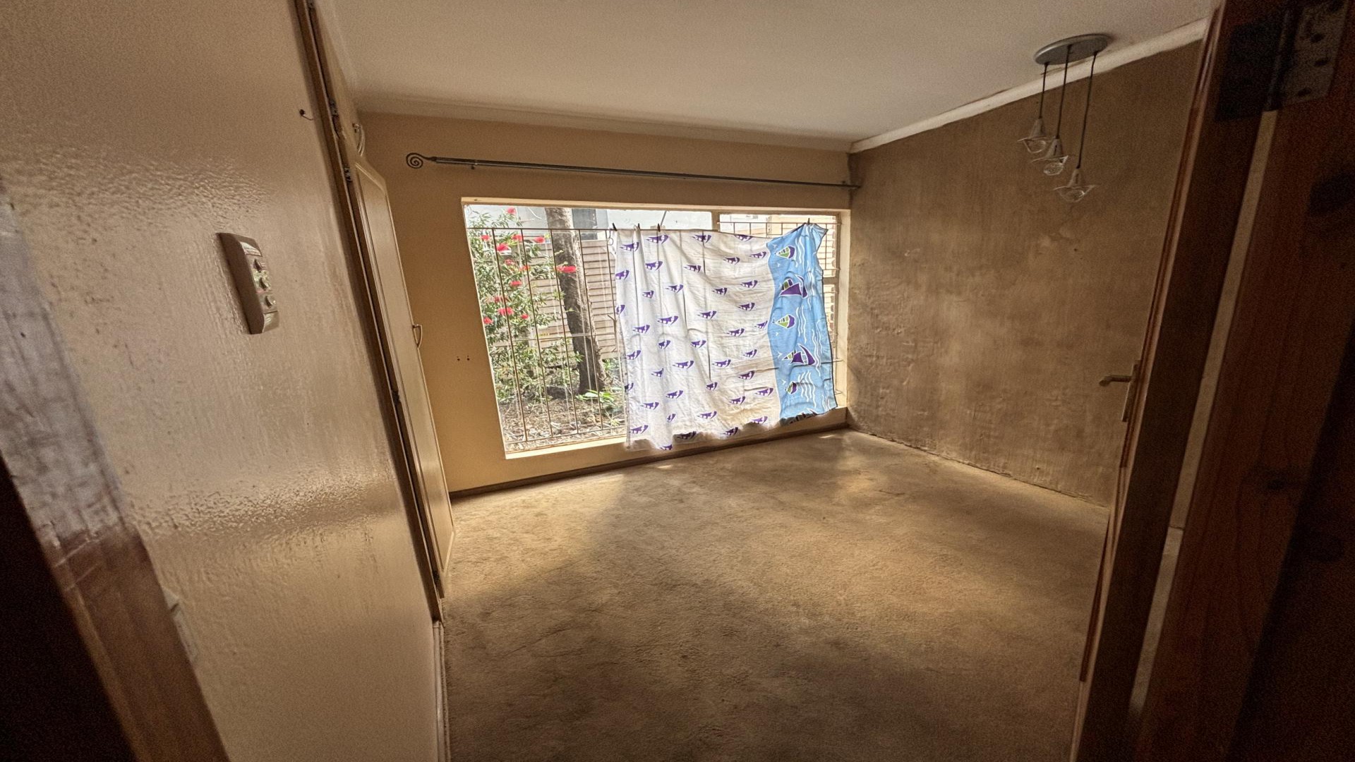 Bed Room 3 - 14 square meters of property in Christoburg