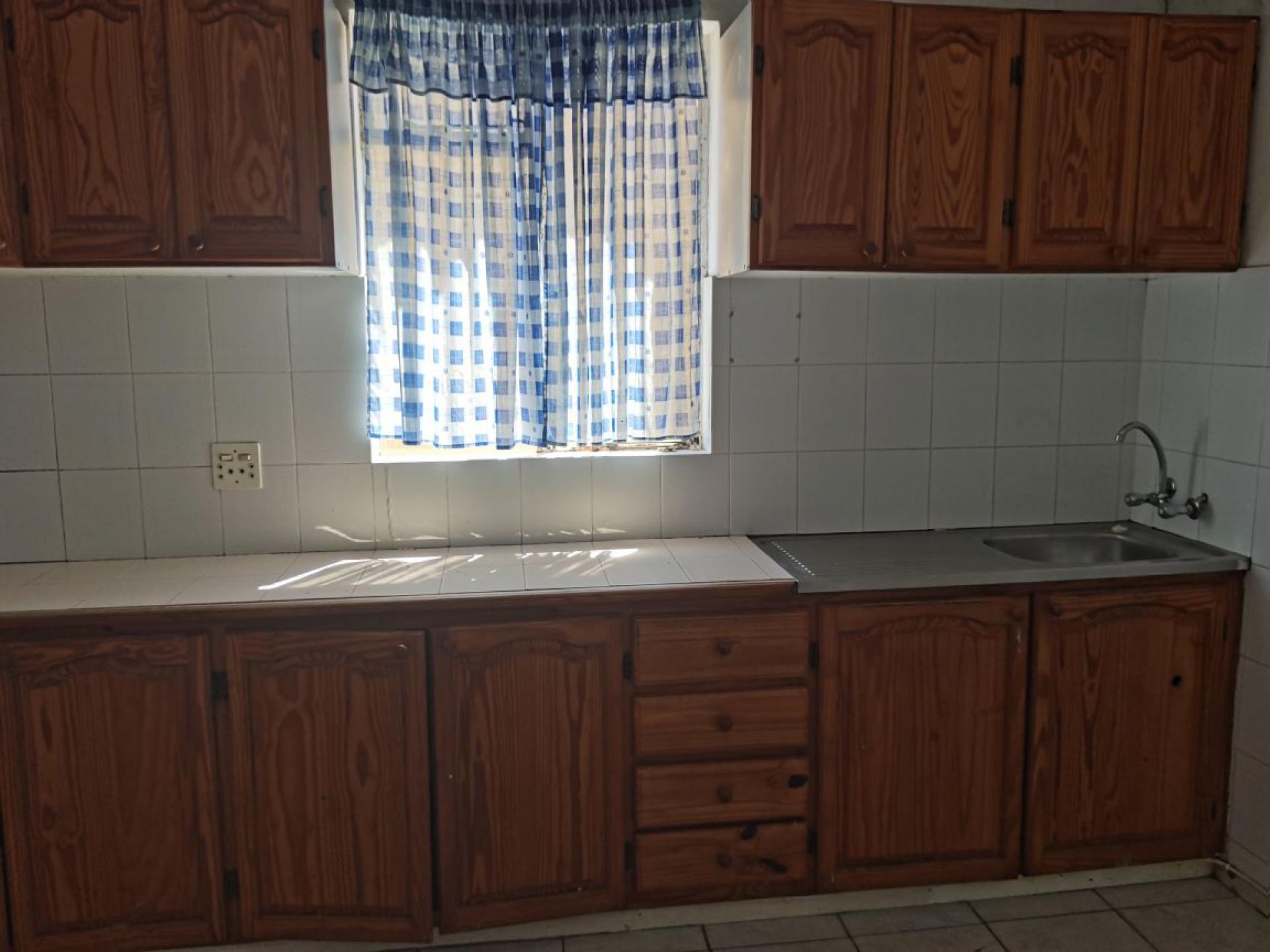  of property in Port Elizabeth Central