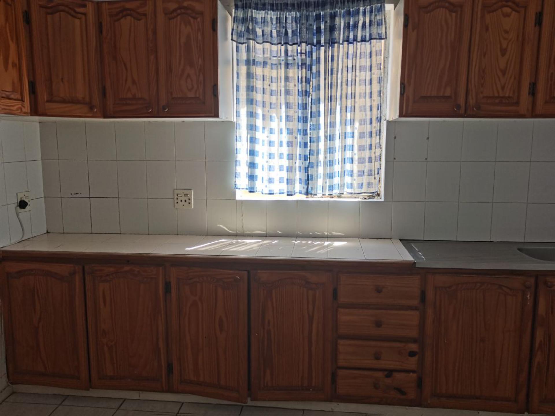  of property in Port Elizabeth Central