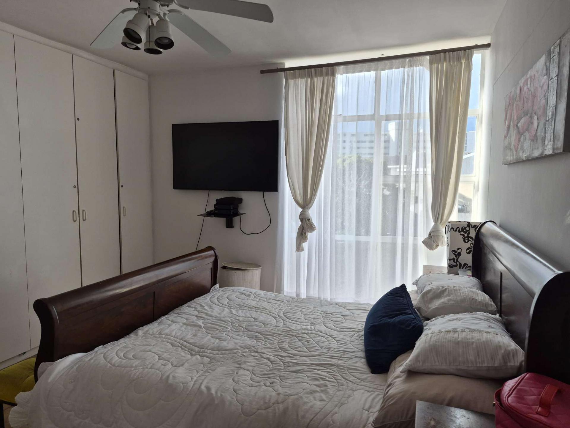  of property in Saint George's Park