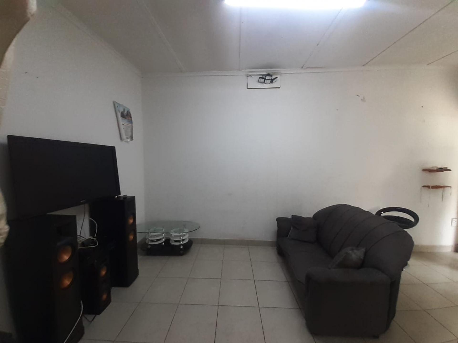  of property in Sydenham - PE
