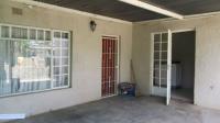 Patio - 24 square meters of property in Krugersdorp West