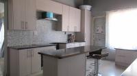 Kitchen - 21 square meters of property in Krugersdorp West