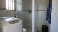 Main Bathroom - 4 square meters of property in Savanna City