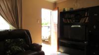 Lounges - 19 square meters of property in Savanna City