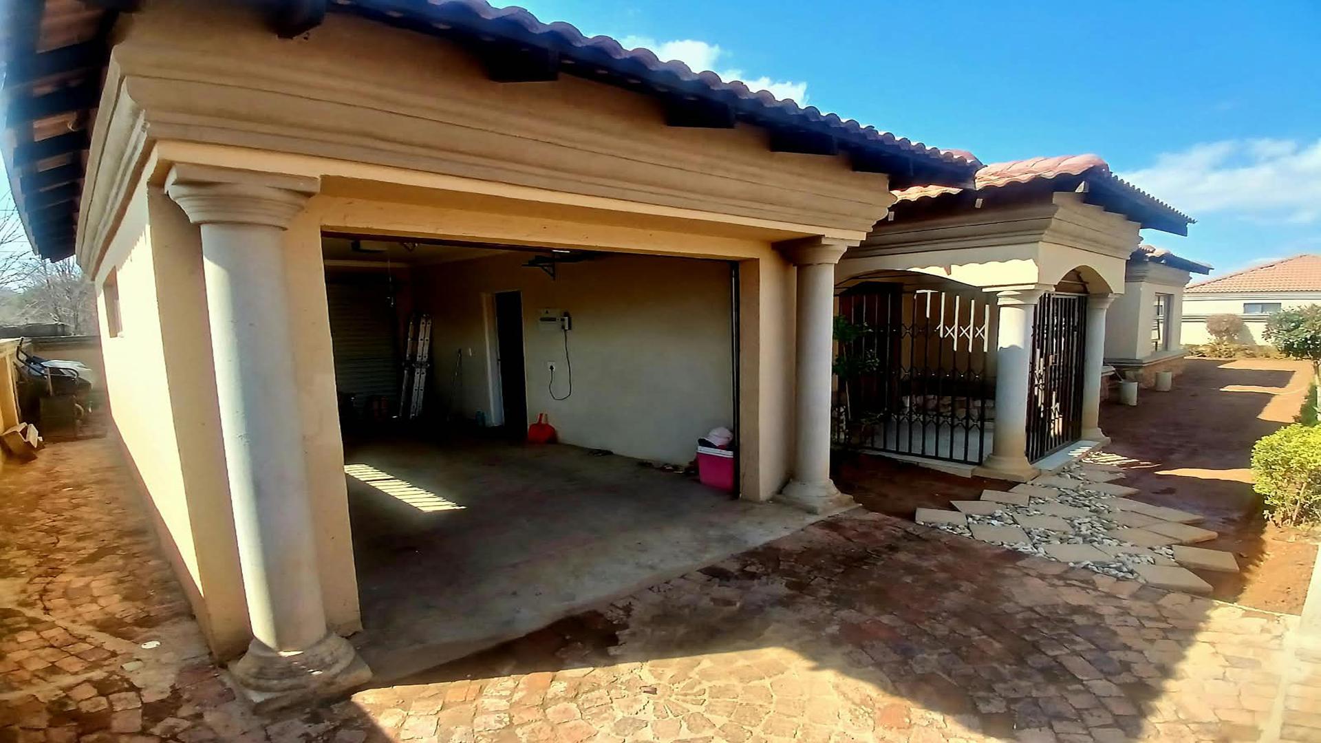 Carport  of property in Sharon Park