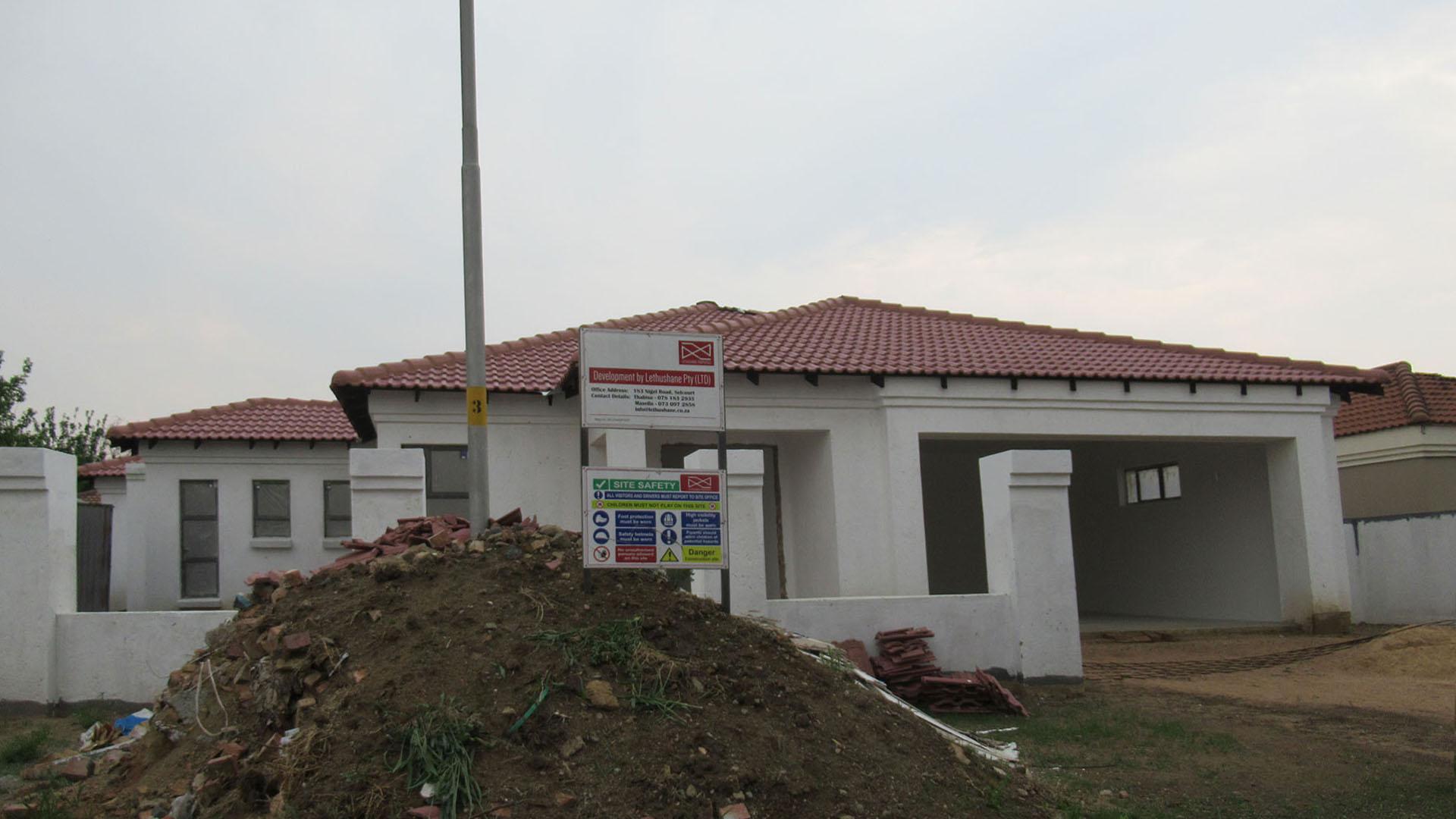 Front View of property in Sharon Park