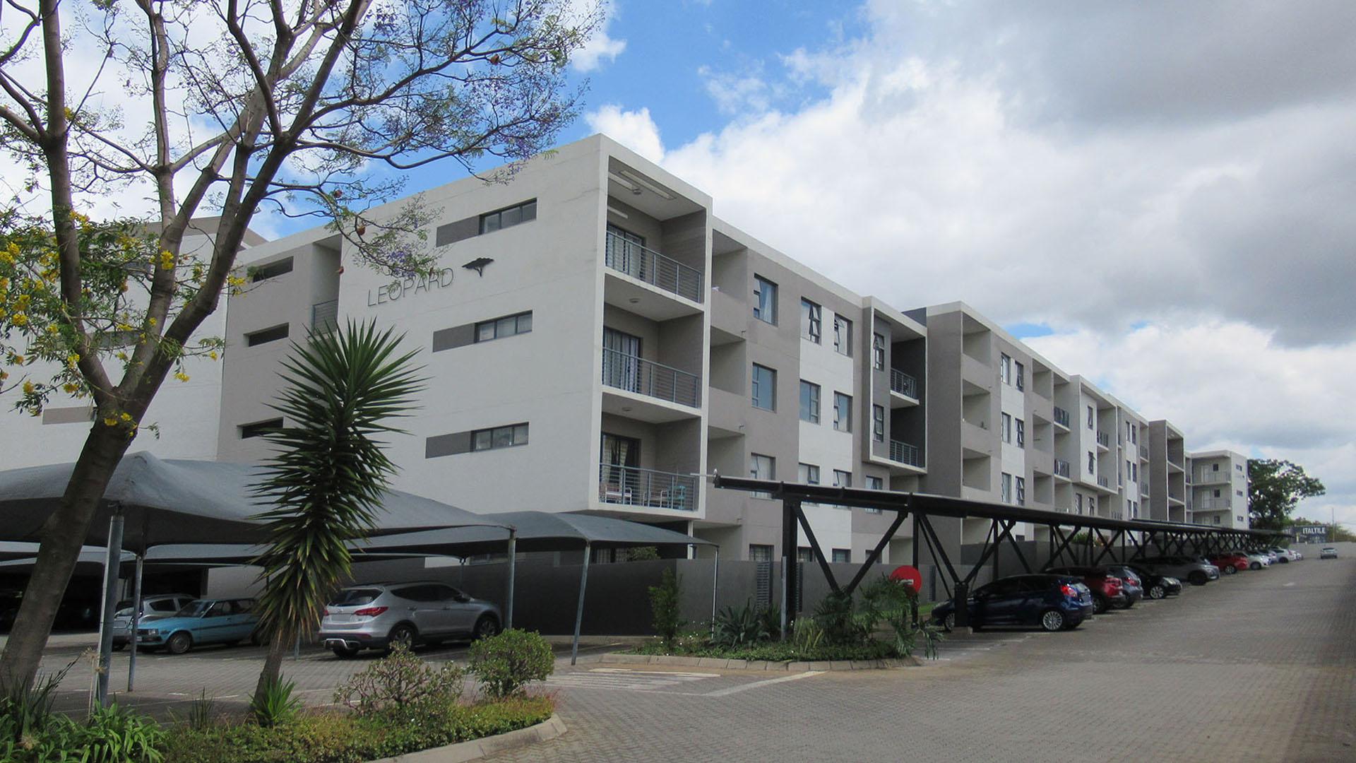 Front View of property in North Riding