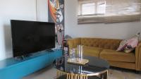 Lounges - 8 square meters of property in North Riding