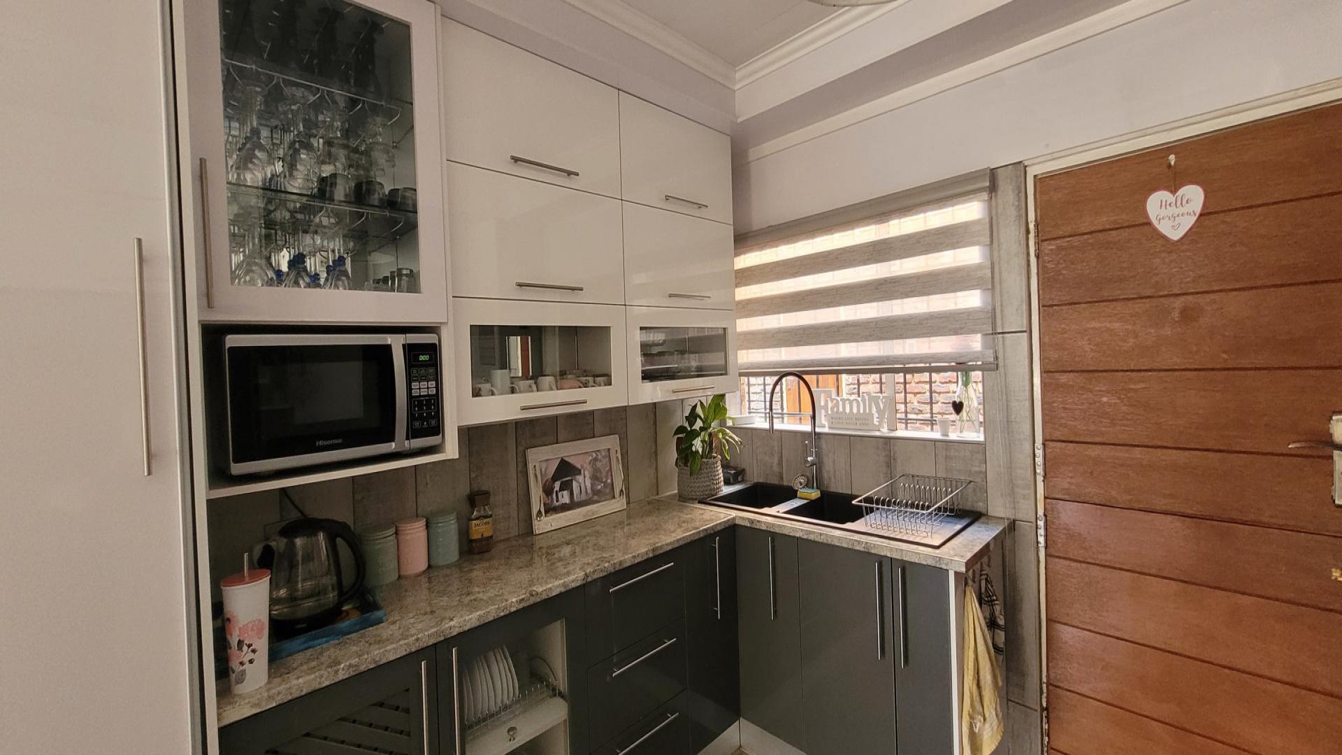 Kitchen of property in Dagbreek