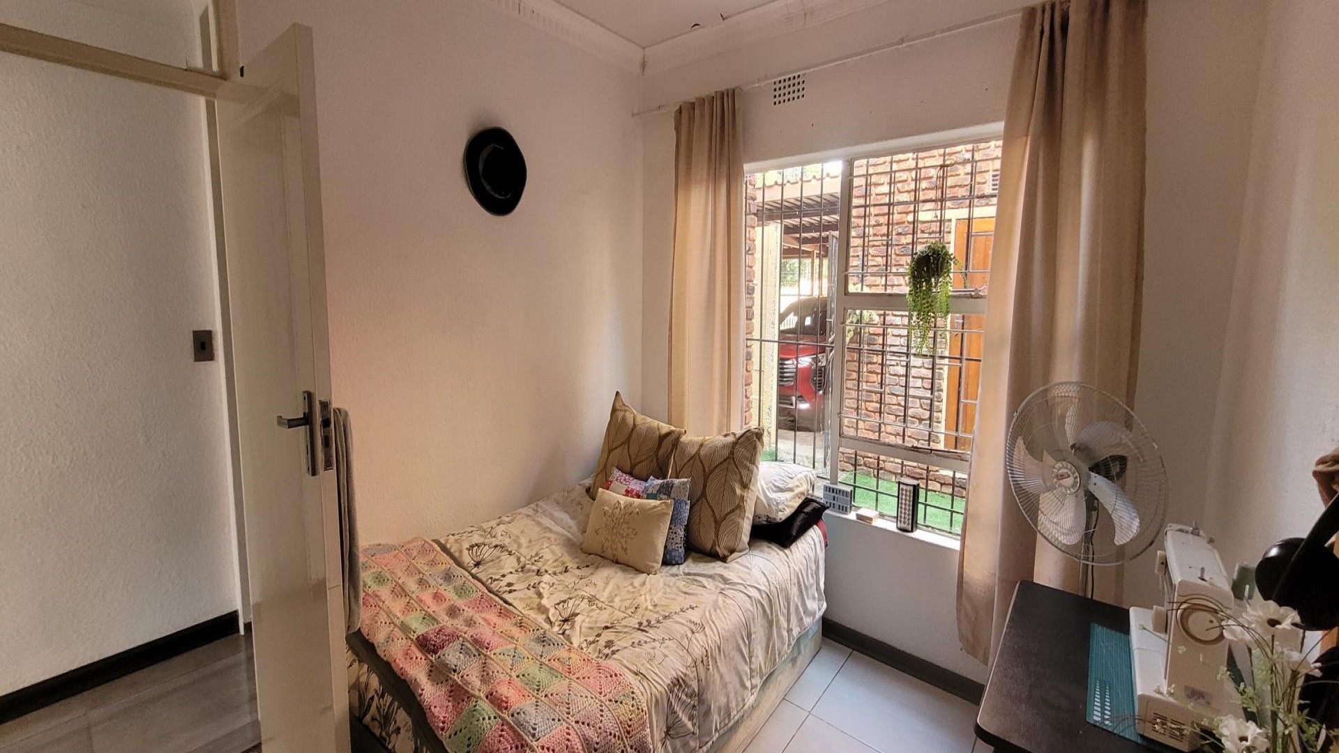 Bed Room 2 of property in Dagbreek