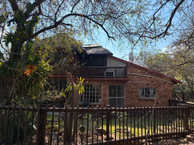 5 Bedroom House for Sale For Sale in Marloth Park - MR720466