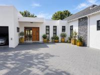 4 Bedroom 4 Bathroom House for Sale for sale in Craighall